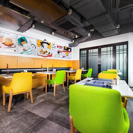 澳门新口岸智选假日酒店