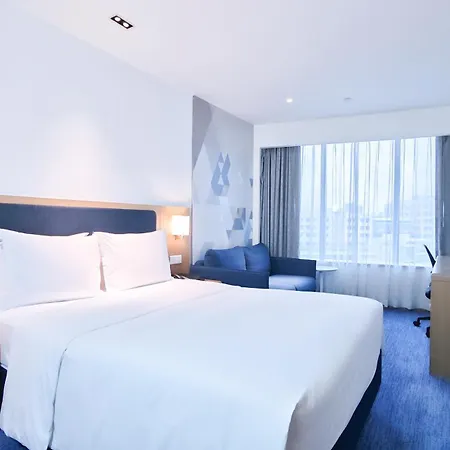 Holiday Inn Express Macau City Centre By Ihg