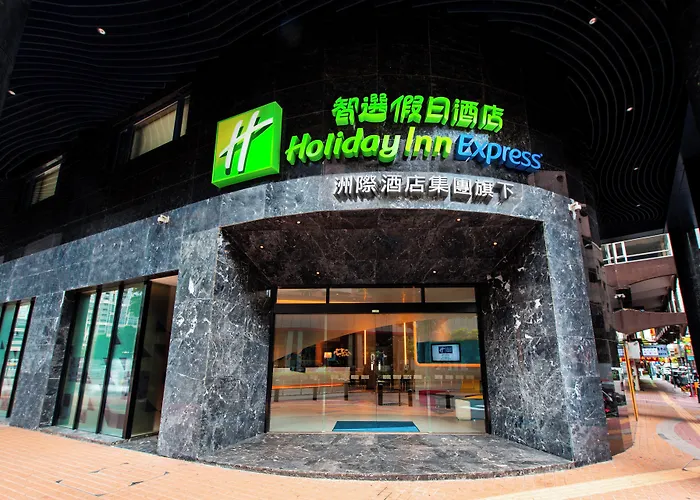 Express Centre By Ihg 3*
