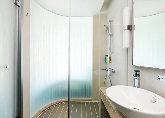 Express Centre By Ihg Hotel Macao