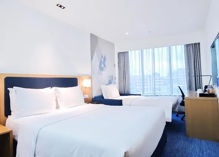 Express Centre By Ihg Hotel
