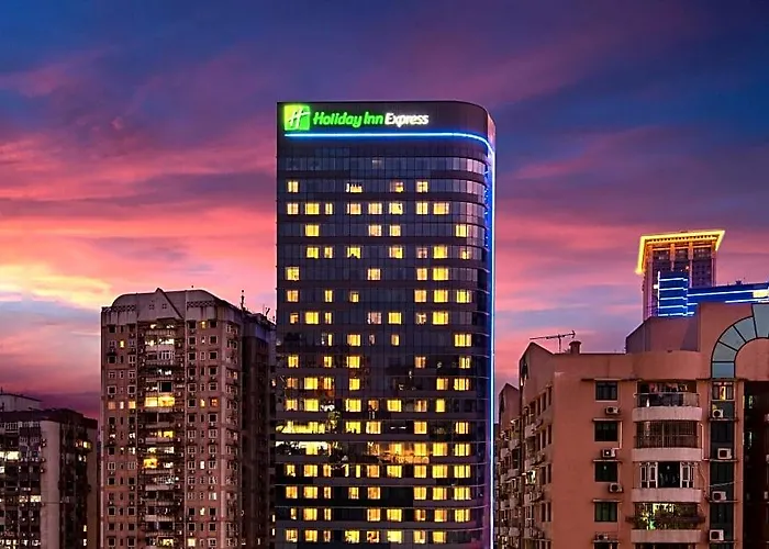 Hotel Express Centre By Ihg 3*