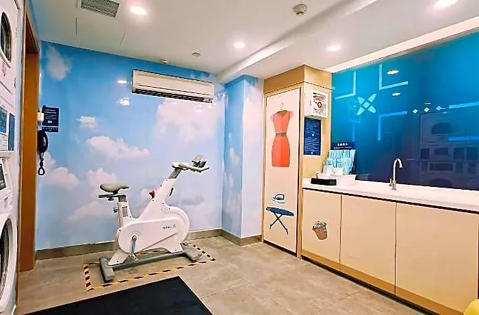 Express Centre By Ihg Hotel Macau