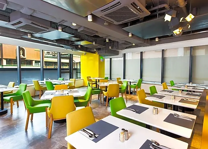 Hotel Express Centre By Ihg 3*