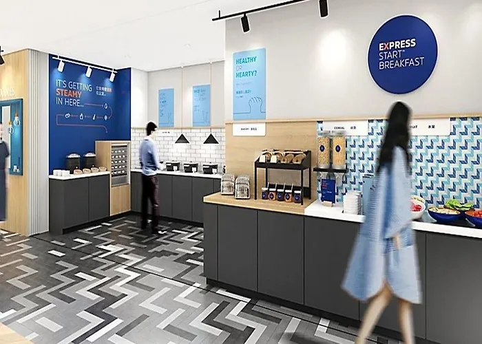 Express Centre By Ihg Hotel Macao